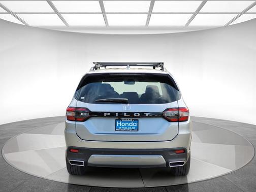 Solar Silver Metallic 2026 Honda Pilot EX-L