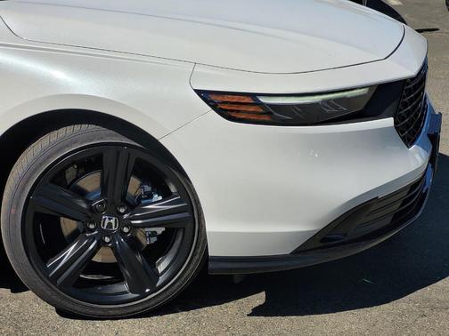 2025 Honda Accord Hybrid Sport-L