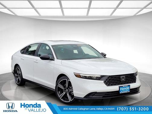 Platinum White Pearl 2026 Honda Accord Hybrid Sport