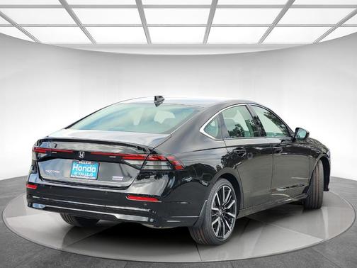 Crystal 2026 Honda Accord Hybrid Touring