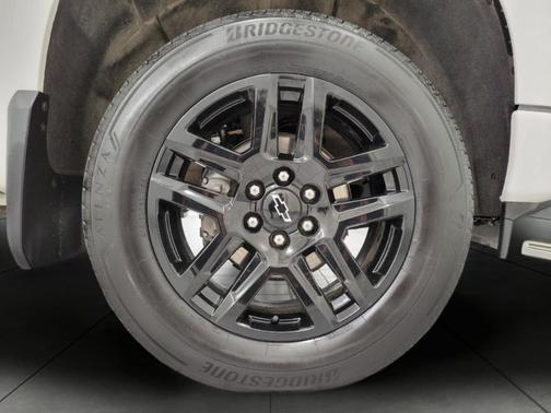 Summit White 2024 Chevrolet Silverado 1500 RST