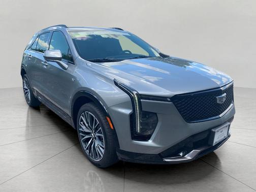 Argent Silver Metallic 2024 Cadillac XT4 Sport