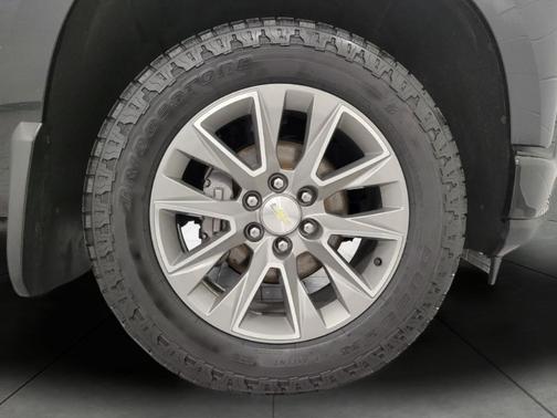 Black 2019 Chevrolet Silverado 1500 High Country