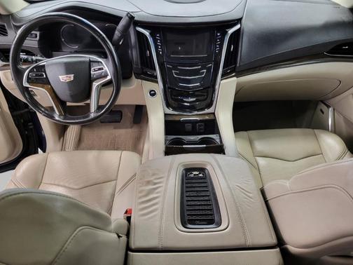 2018 Cadillac Escalade Premium Luxury