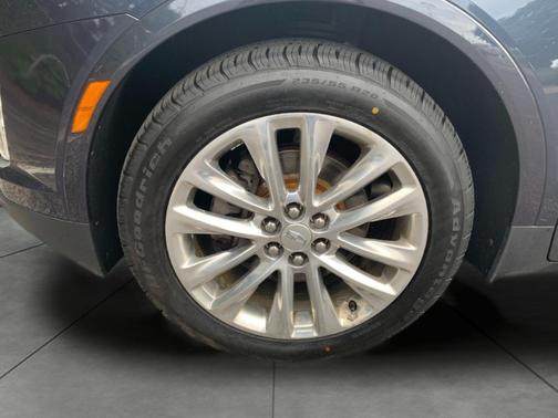 2018 Cadillac XT5 Platinum