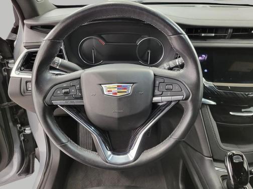 2025 Cadillac XT6 Premium Luxury AWD