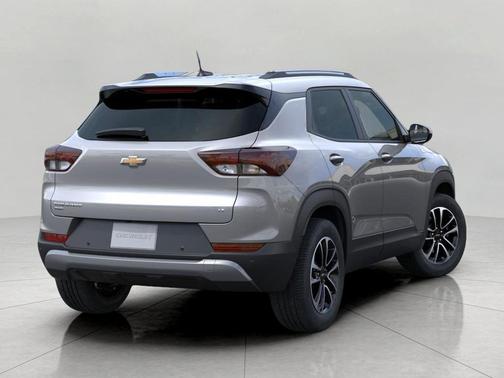 Sterling Gray Metallic 2026 Chevrolet Trailblazer LT
