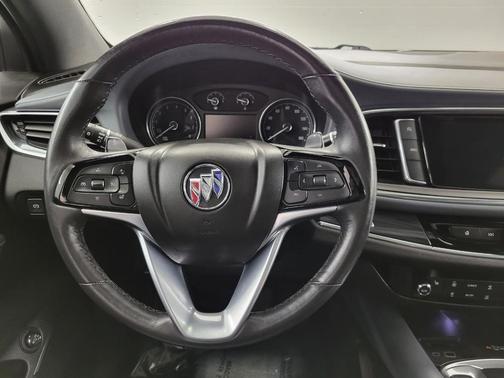 2023 Buick Enclave Essence AWD