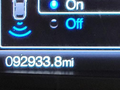 ICONIC SILVER 2020 Ford Fusion SE