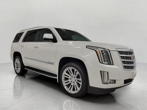 2018 Cadillac Escalade Luxury