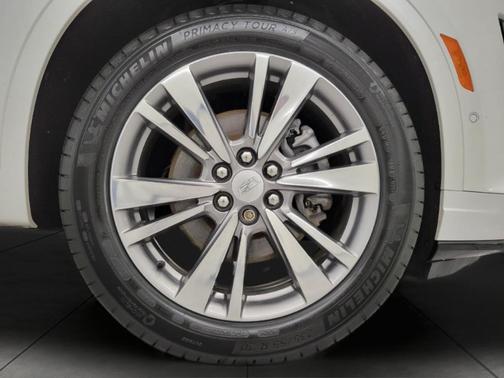 2022 Cadillac XT6 Premium Luxury AWD