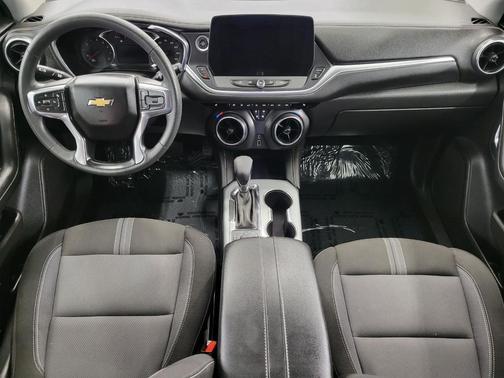 Summit White 2024 Chevrolet Blazer 2LT