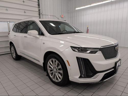 Crystal White Tricoat 2022 Cadillac XT6 Premium Luxury AWD