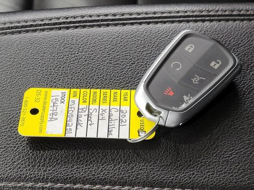 2021 Cadillac XT4 Premium Luxury