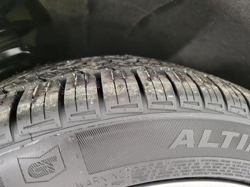 2023 Buick Envision Avenir AWD