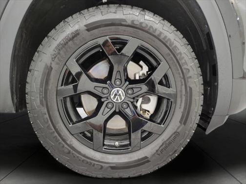 2024 Volkswagen Atlas 2.0T SE w/Technology 4MOTION