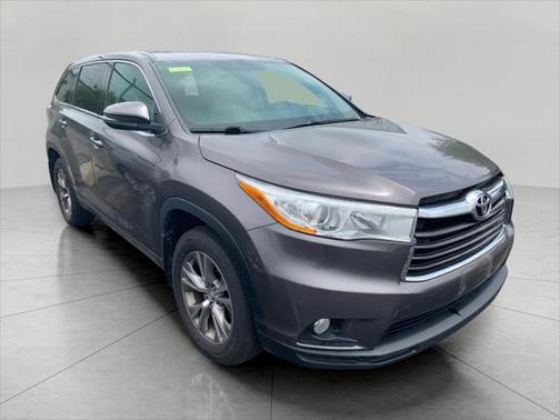 2014 Toyota Highlander LE