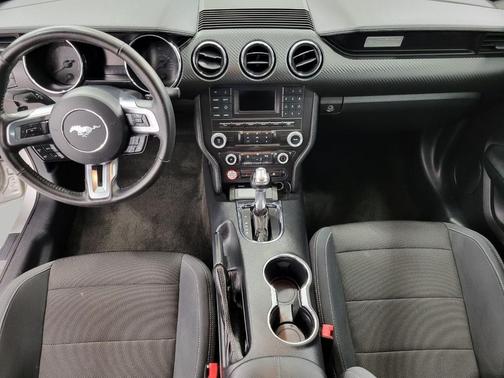 2015 Ford Mustang V6