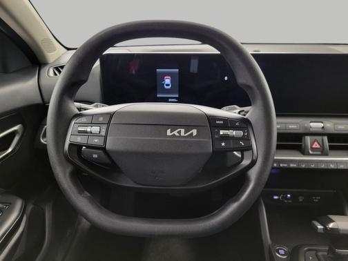 Currant Red 2025 Kia K4 LXS