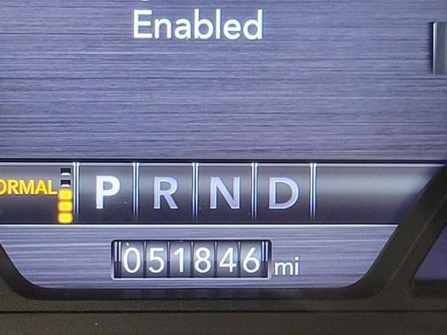 Diamond Black Crystal Pearlcoat 2019 RAM 1500 Laramie