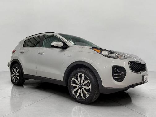 Sparkling Silver 2019 Kia Sportage EX