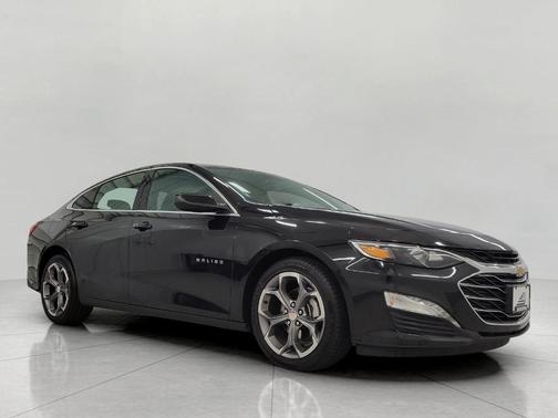 Mosaic Black Metallic 2024 Chevrolet Malibu FWD 1LT