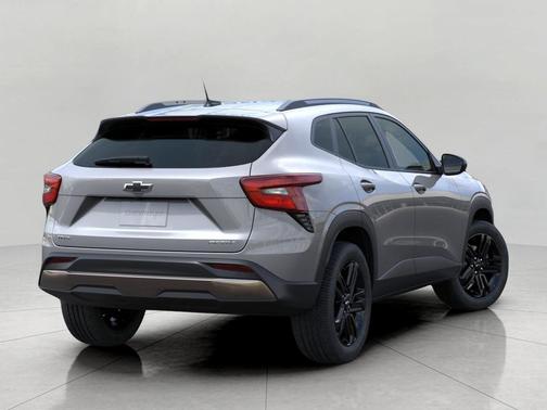 Sterling Gray Metallic 2026 Chevrolet Trax FWD ACTIV