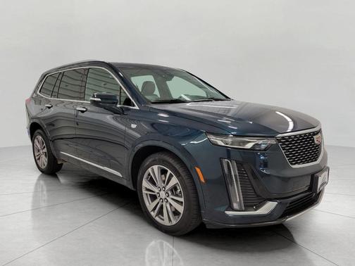 2025 Cadillac XT6 Premium Luxury AWD