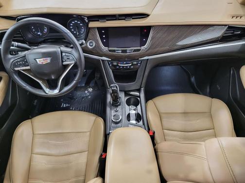 2024 Cadillac XT6 Premium Luxury AWD