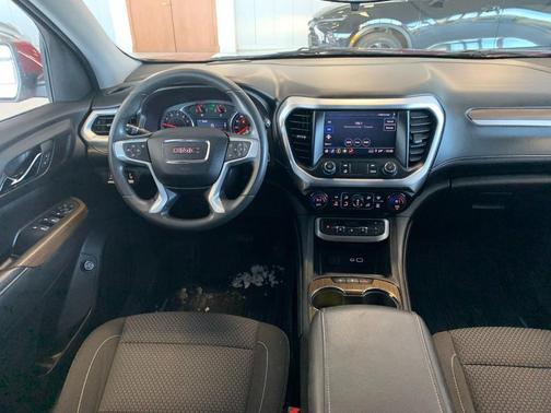 2023 GMC Acadia AWD SLE