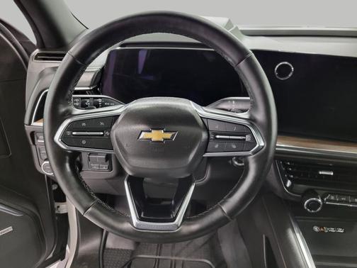 2025 Chevrolet Suburban 4WD High Country