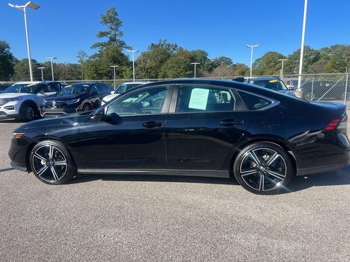 2024 Honda Accord Hybrid 