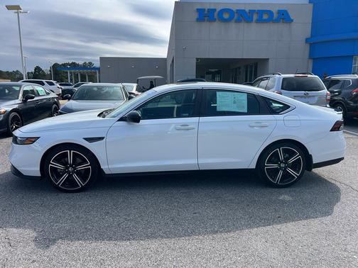 2024 Honda Accord Hybrid 