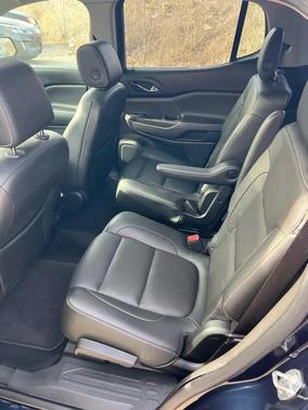 2017 GMC Acadia SLT-2