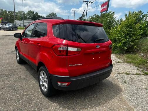 RED 2019 Ford EcoSport SE FWD