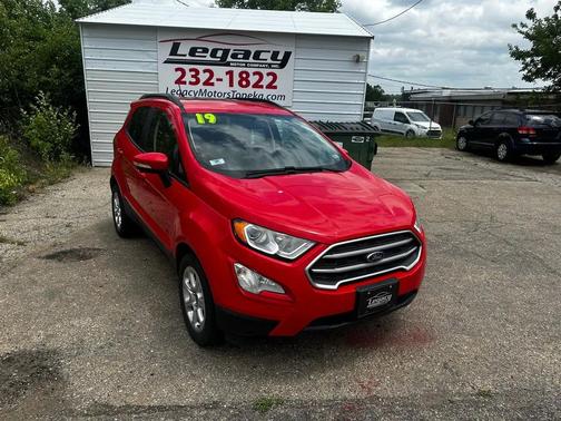 RED 2019 Ford EcoSport SE FWD