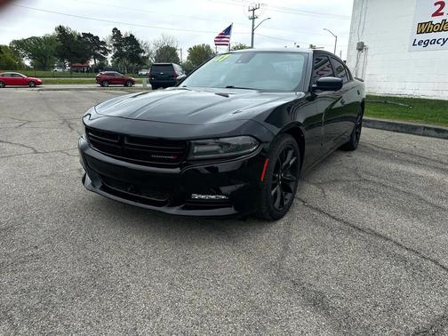 2017 Dodge Charger SXT