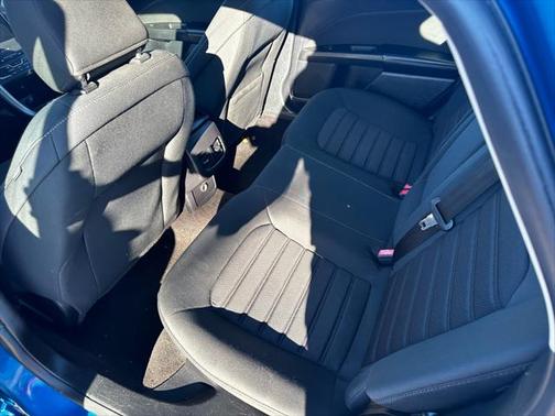 2020 Ford Fusion SE FWD