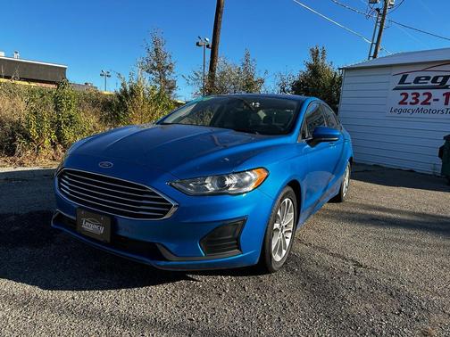 2020 Ford Fusion SE FWD