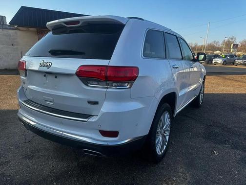 2018 Jeep Grand Cherokee Summit
