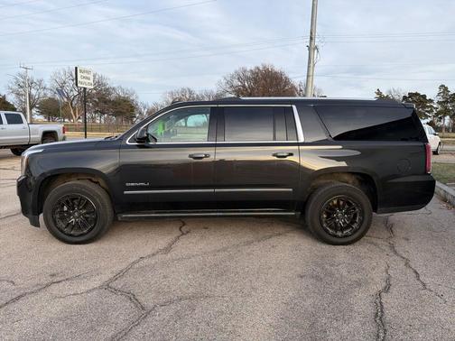2020 GMC Yukon XL Denali