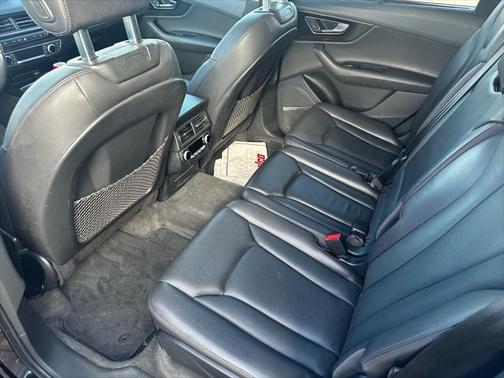 2017 Audi Q7 3.0T Prestige