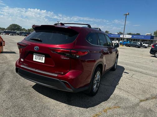 2021 Toyota Highlander Hybrid Limited