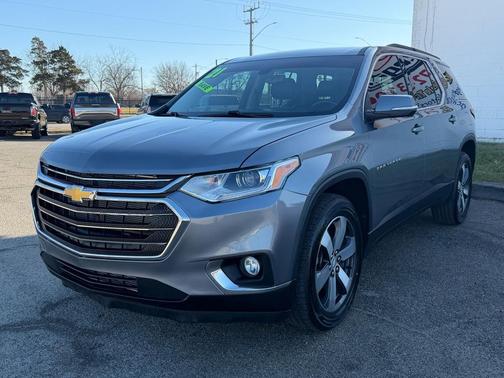 2021 Chevrolet Traverse LT Leather