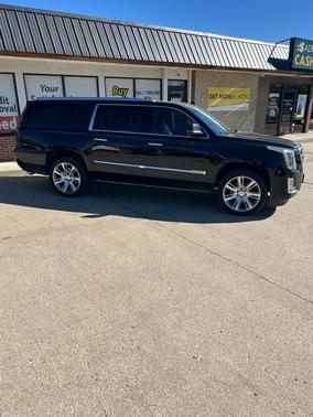 2018 Cadillac Escalade ESV Premium Luxury