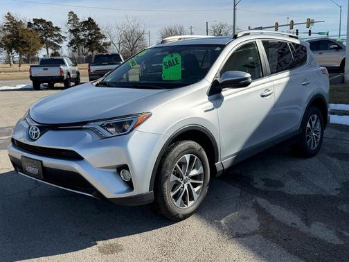 2016 Toyota RAV4 Hybrid XLE