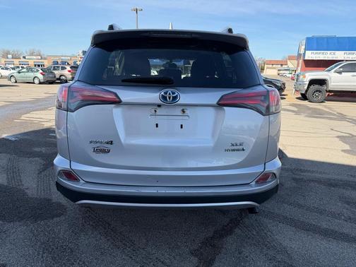 2016 Toyota RAV4 Hybrid XLE
