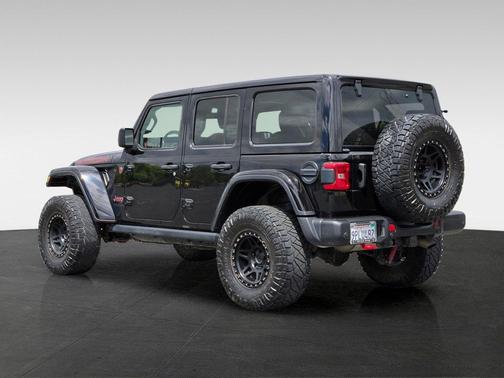 Black Clearcoat 2021 Jeep Wrangler Unlimited Rubicon