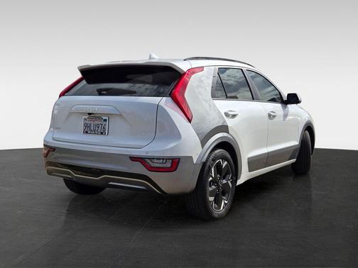 2023 Kia Niro EV Wave