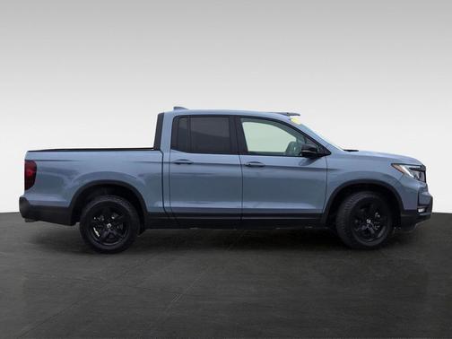 2023 Honda Ridgeline Black
